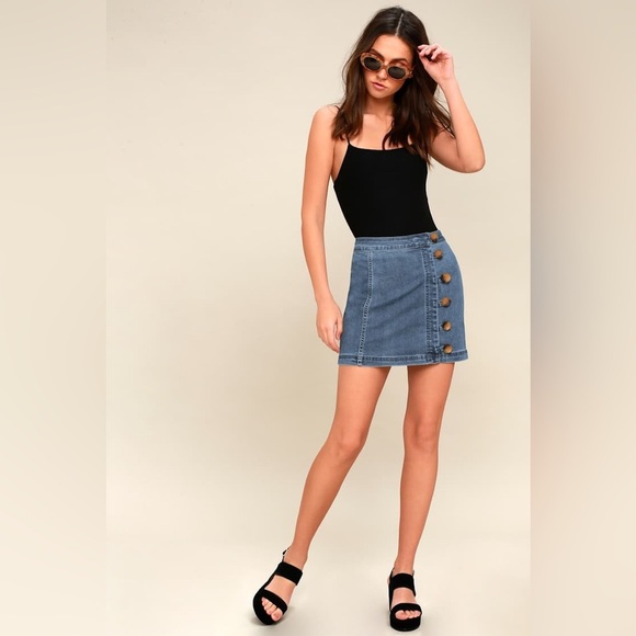 Little Daisies Medium Wash Denim Button-Front Mini Skirt - Picture 1 of 7